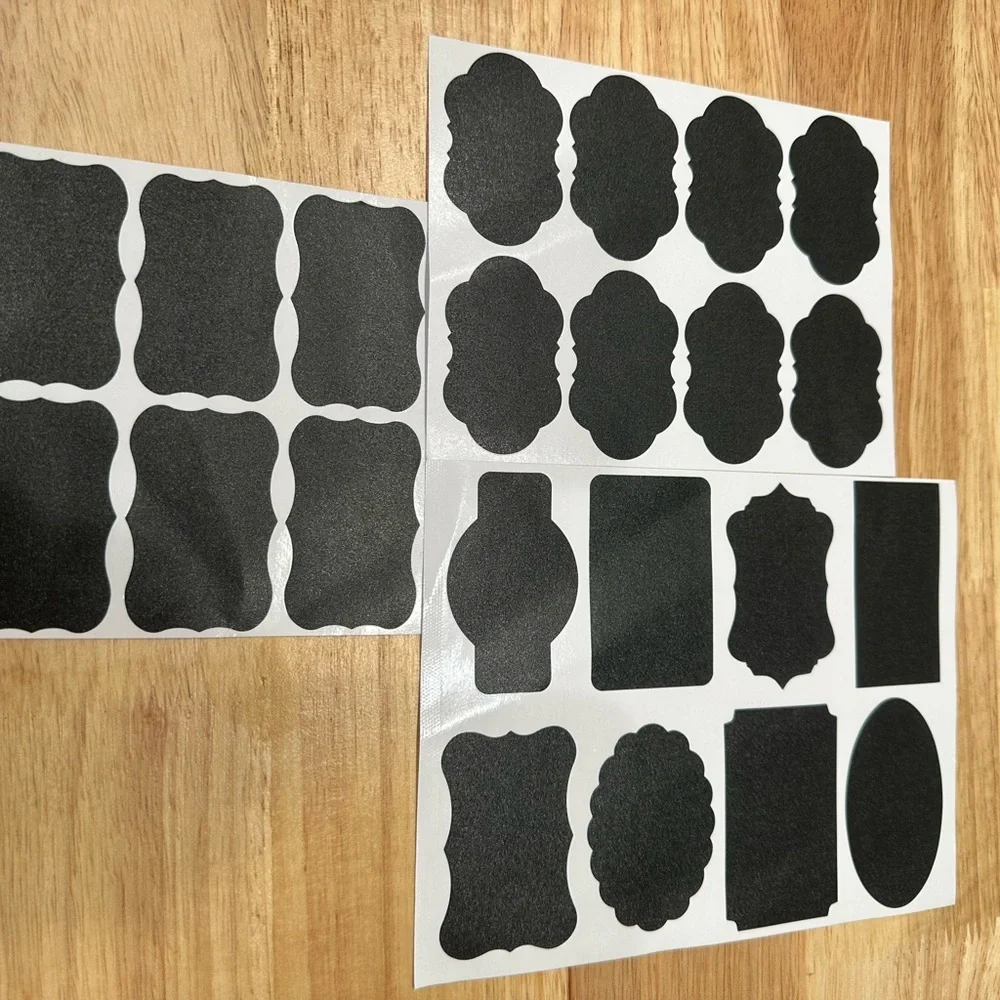 100 Black Chalkboard XL Labels with Marker NWOT!